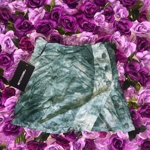 PrettyLittleThing Green Mini Wrap Skater Skirt